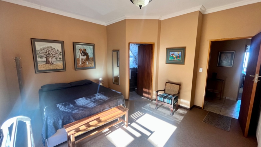 3 Bedroom Property for Sale in Avonddans Western Cape